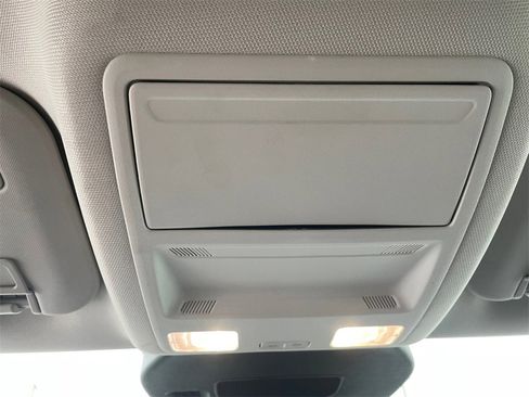 Used 2024 Ford Escape Platinum image 21