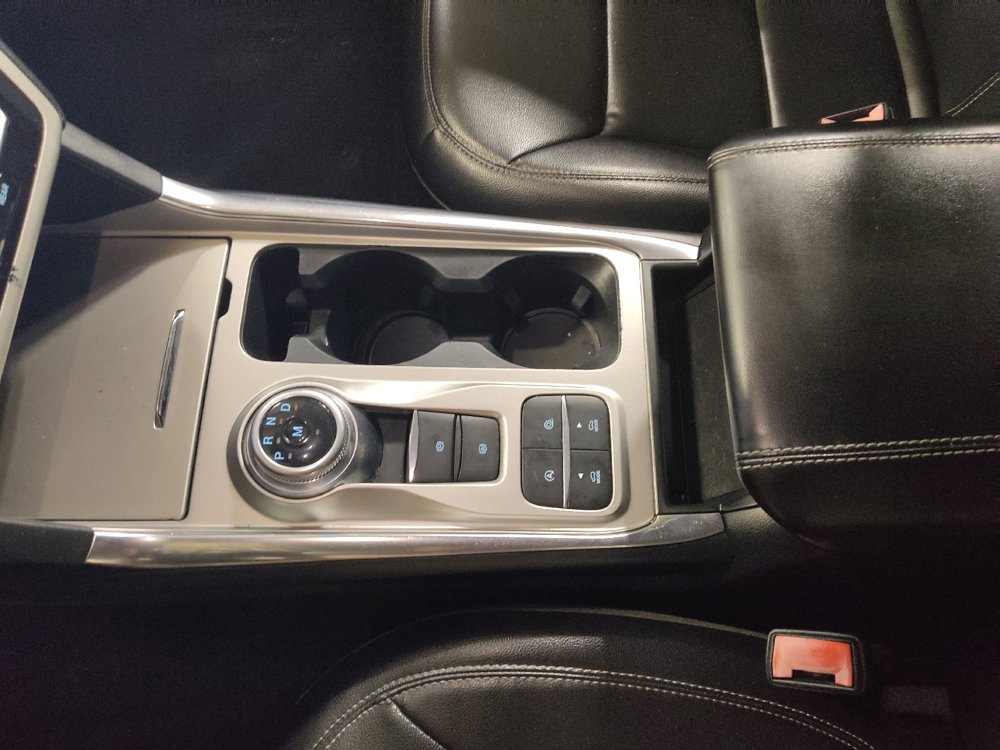 Used 2020 Ford Explorer XLT w/ Equipment Group 202A RWD image 26