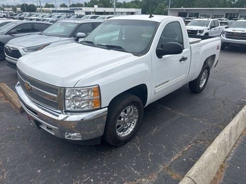 Used 2012 Chevrolet Silverado 1500 LT w/ Interior Plus Package AWD/4WD image 2