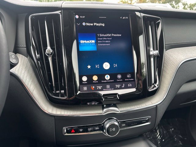 Certified 2025 Volvo XC60 B5 Ultra AWD/4WD image 21