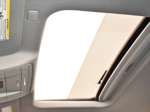 Used 2018 Chevrolet Tahoe LT w/ Luxury Package image 22