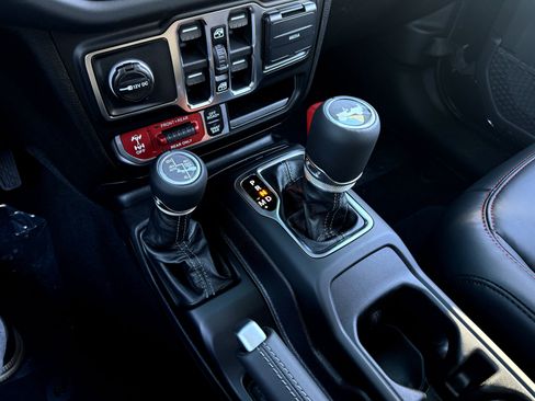 New 2026 Jeep Wrangler Unlimited Rubicon image 25