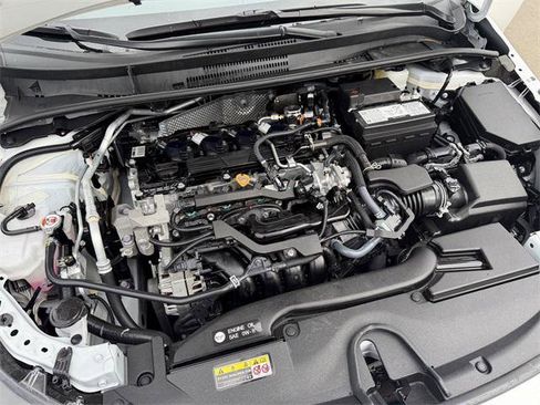 Certified 2025 Toyota Corolla LE image 22