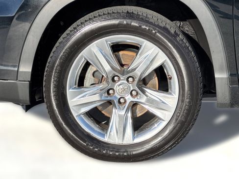 Used 2014 Toyota Highlander Limited Platinum image 11