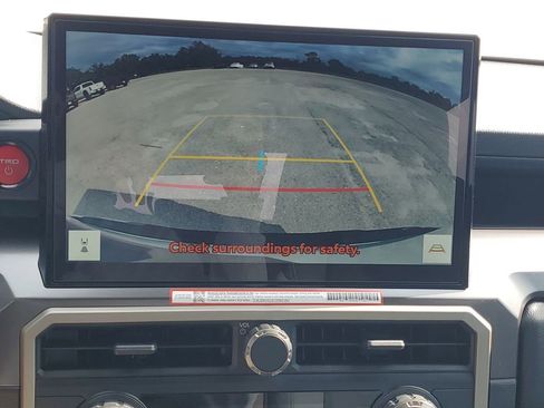 Certified 2025 Toyota Tacoma TRD Sport image 30