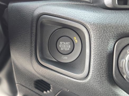 New 2026 Jeep Gladiator Sport image 13