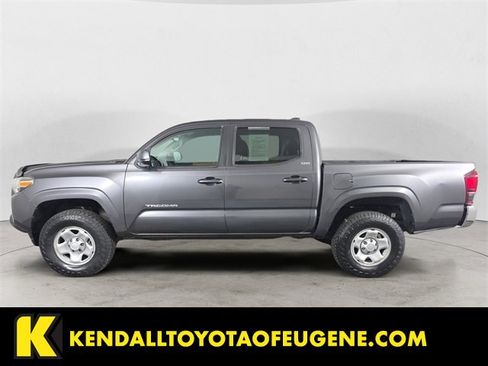 Used 2020 Toyota Tacoma SR5 image 2
