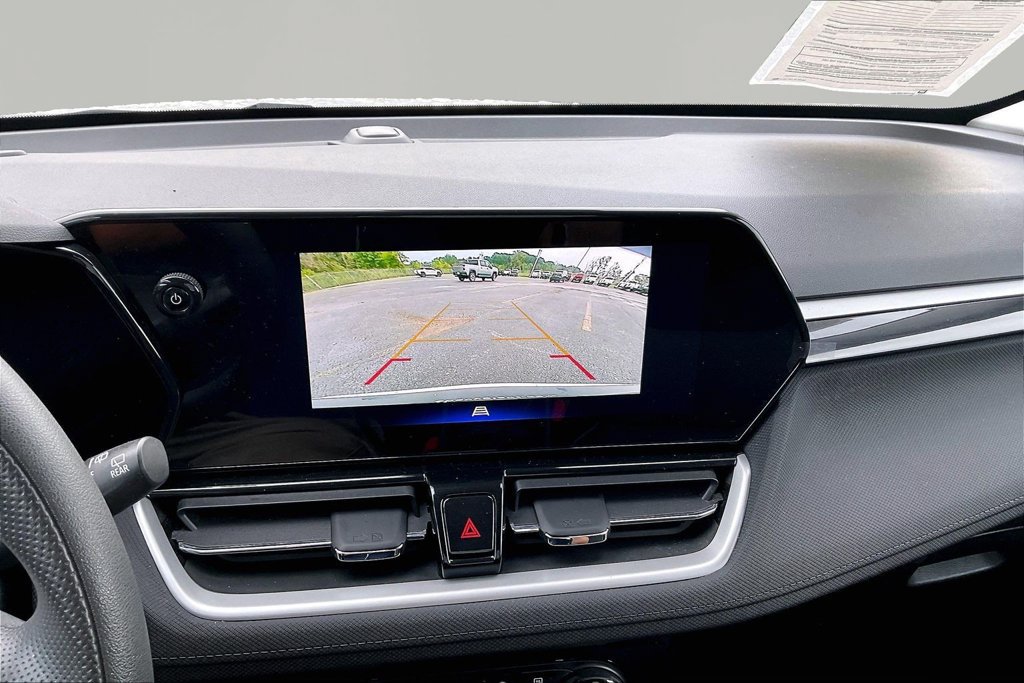 Used 2025 Chevrolet TrailBlazer LT w/ Driver Confidence Package FWD image 16