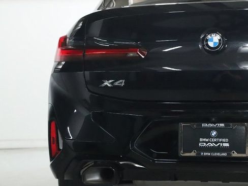 Used 2023 BMW X4 xDrive30i w/ M Sport Package AWD/4WD image 46