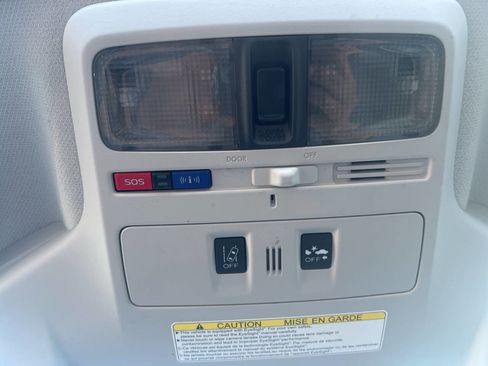 Used 2017 Subaru Forester 2.5i Premium image 27