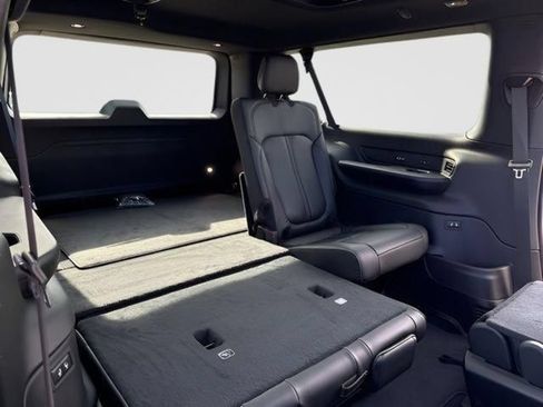 New 2026 Jeep Grand Wagoneer L 4WD w/ Premium Group I image 31
