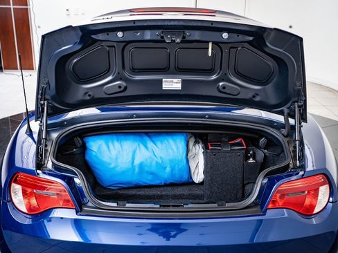 Used 2007 BMW M Roadster image 21