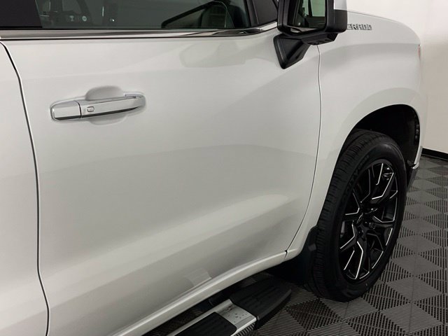 Used 2023 Chevrolet Silverado 1500 LTZ w/ LTZ Premium Package AWD/4WD image 9