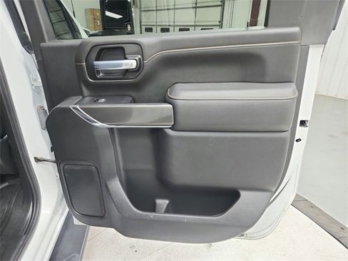 Used 2021 GMC Sierra 2500 AT4 image 40