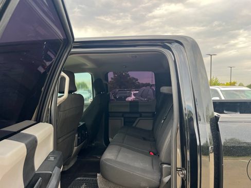 Used 2017 Ford F150 XL w/ Equipment Group 101A Mid RWD image 17