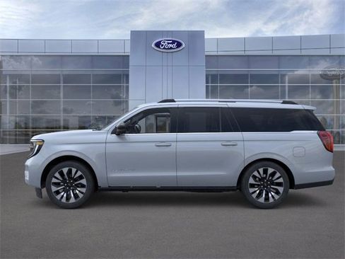 New 2026 Ford Expedition Max Platinum w/ Driver's Package image 3