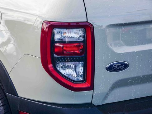 Certified 2025 Ford Bronco Sport Badlands AWD/4WD image 7