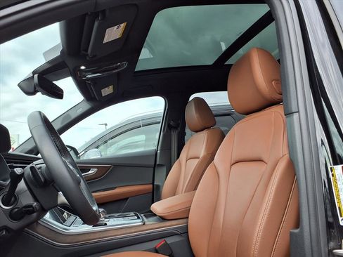 Used 2025 Audi Q7 3.0T Premium Plus image 7