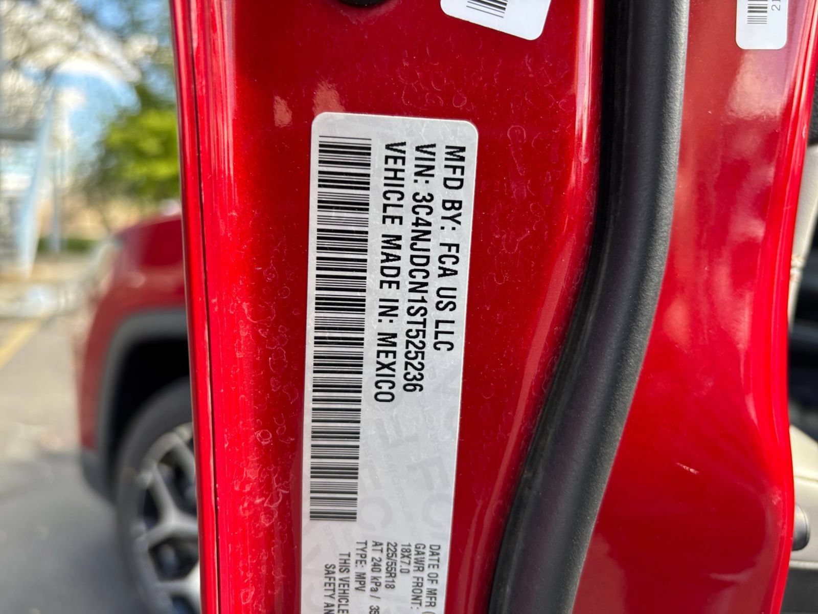 Used 2025 Jeep Compass Limited AWD/4WD image 29