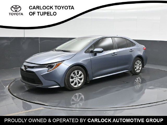 Used 2026 Toyota Corolla LE FWD image 9