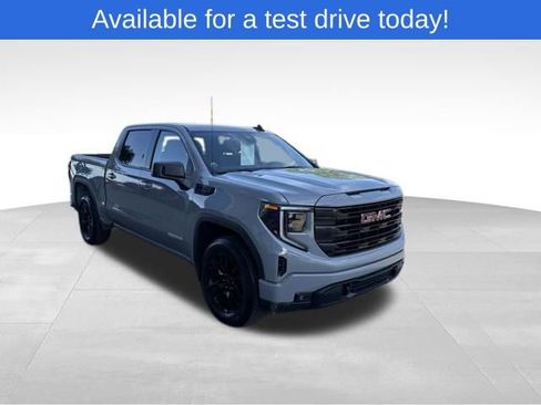 Used 2024 GMC Sierra 1500 Elevation AWD/4WD image 3