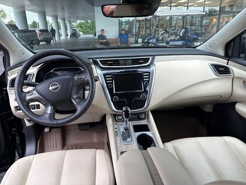 Used 2024 Nissan Murano SL FWD image 8