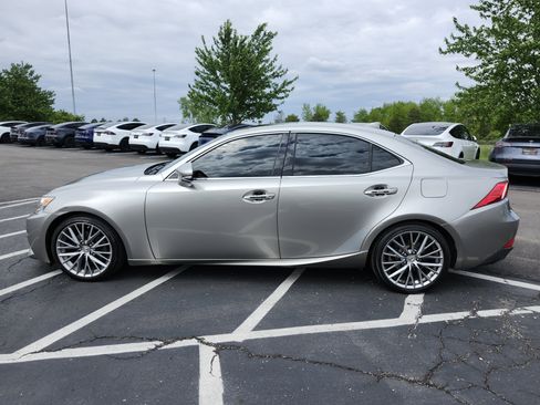 Used 2015 Lexus IS 250 AWD w/ Navigation System Package image 15
