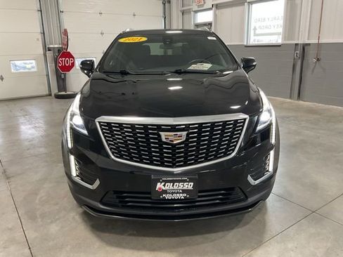 Used 2021 Cadillac XT5 Luxury image 2