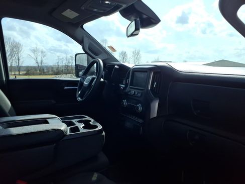 Used 2024 GMC Sierra 2500 Pro w/ Convenience Package image 22