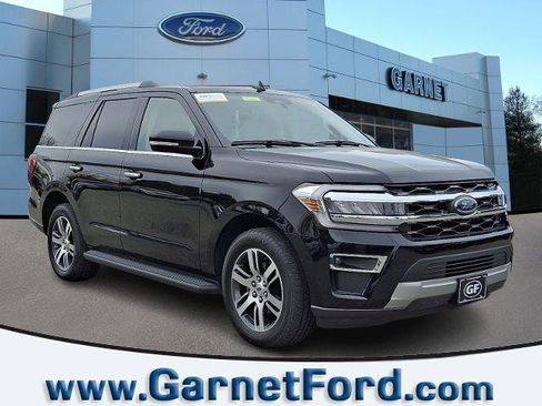 Certified 2024 Ford Expedition Limited image 1