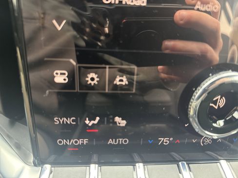 New 2026 GMC Acadia AT4 image 28