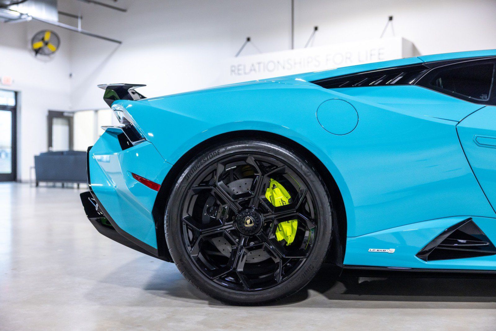 Used 2024 Lamborghini Huracan Tecnica RWD image 25