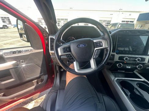 Used 2022 Ford F250 Lariat w/ Black Appearance Package AWD/4WD image 19