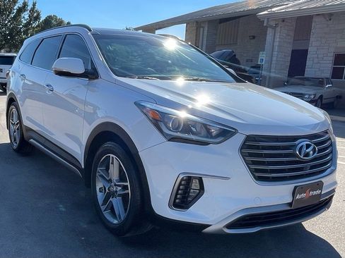 Used 2019 Hyundai Santa Fe XL image 3