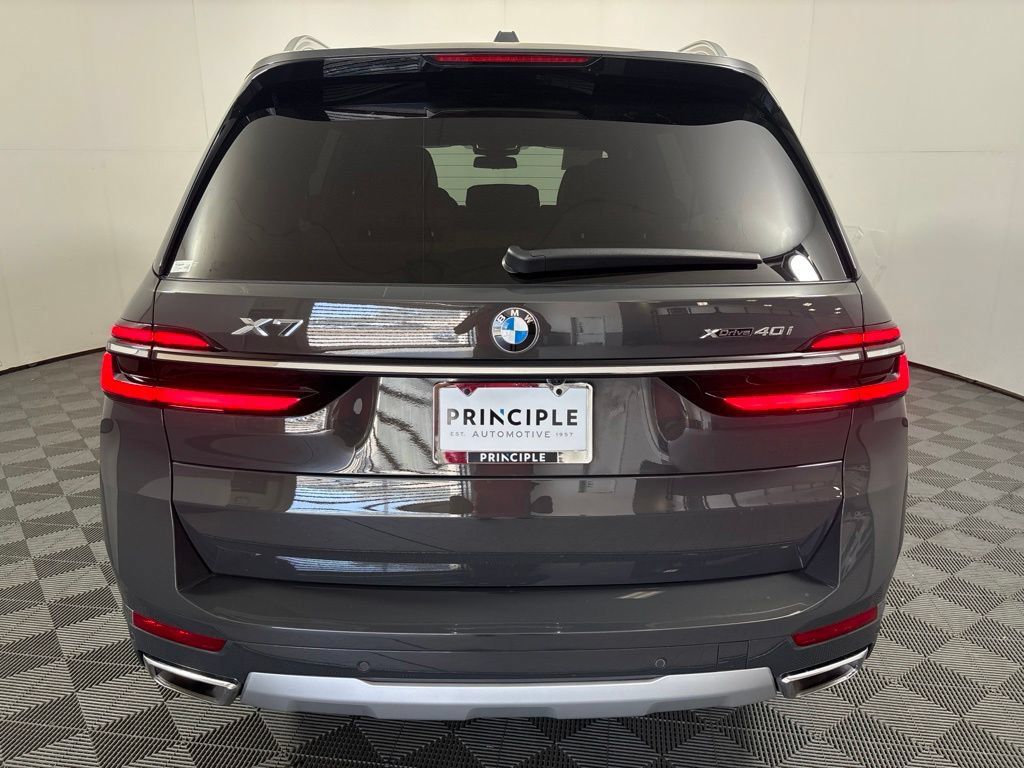 Certified 2026 BMW X7 xDrive40i AWD/4WD image 6
