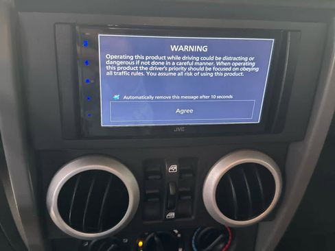 Used 2010 Jeep Wrangler Unlimited Sahara w/ Trailer Tow Group image 20