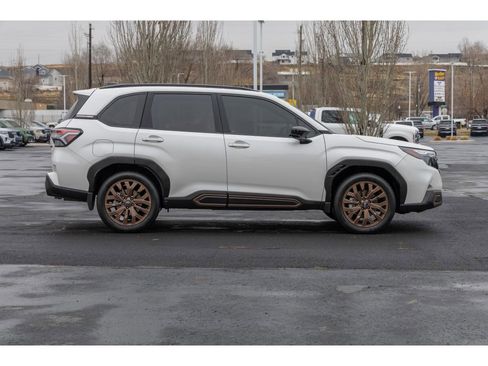 Used 2025 Subaru Forester Sport image 2