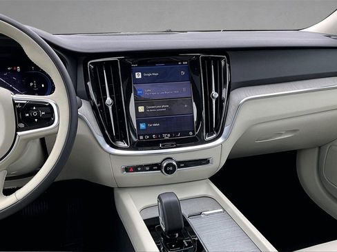 Certified 2024 Volvo S60 B5 Plus image 9