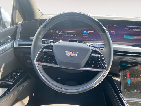 Used 2026 Cadillac Escalade ESV Sport w/ LPO, ONYX Package image 16