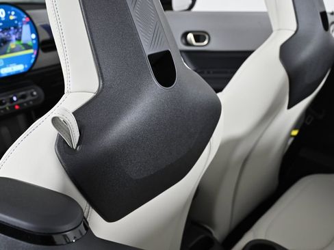 New 2025 MINI Cooper S image 24