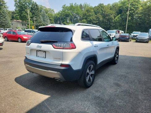 Used 2019 Jeep Cherokee Limited image 6