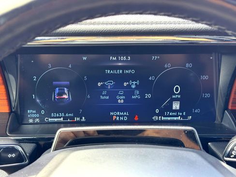 Used 2024 Lincoln Navigator Reserve image 29