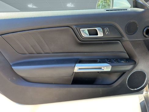 Used 2022 Ford Mustang Premium RWD image 19