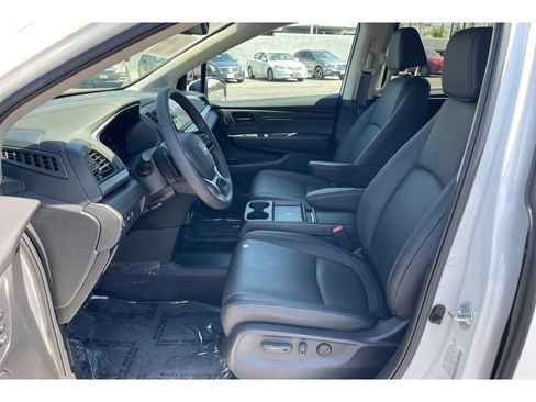 Certified 2026 Honda Odyssey EX-L image 10