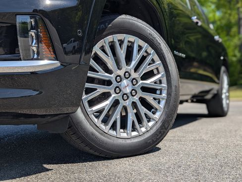 Used 2024 GMC Acadia Denali w/ Super Cruise Package image 40