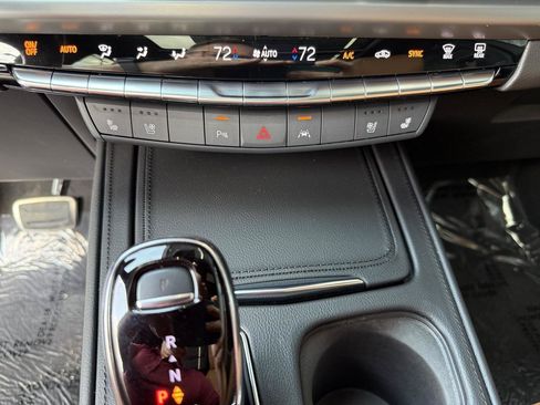 Used 2024 Cadillac XT4 Sport FWD image 21