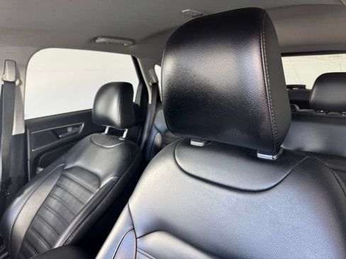 Used 2021 Ford Edge SEL FWD image 10