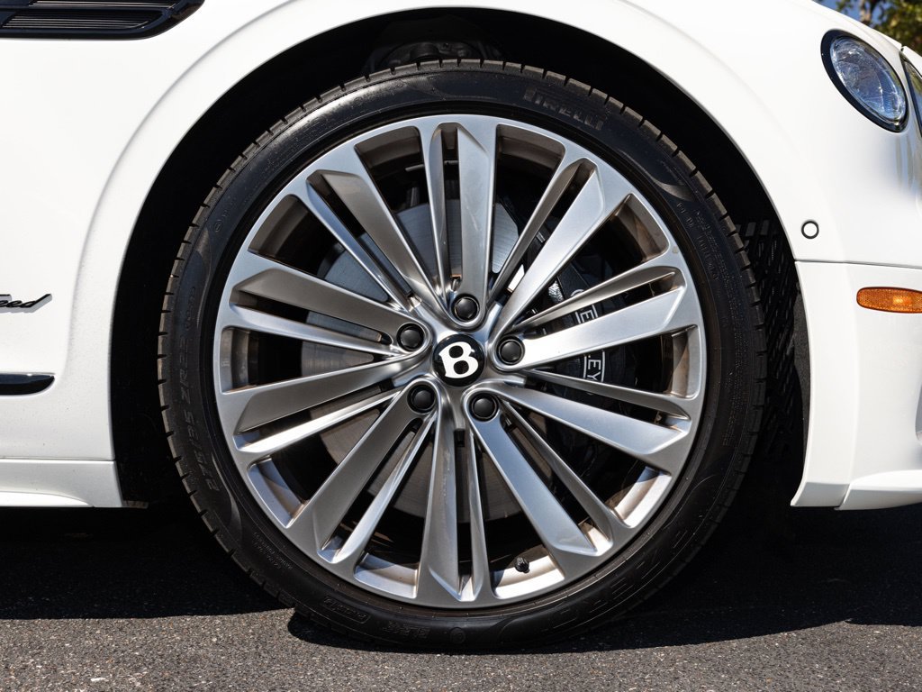 Used 2025 Bentley Flying Spur Plug-In Hybrid AWD/4WD image 6