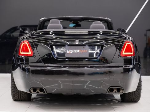 Used 2016 Rolls-Royce Dawn image 16