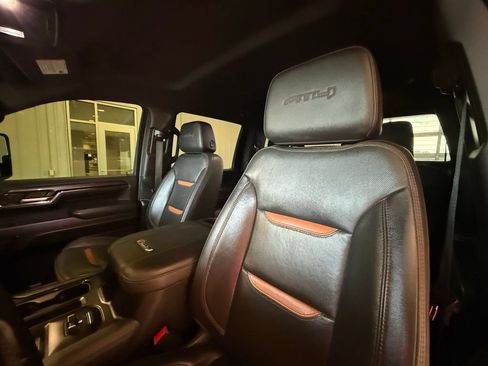 Used 2024 GMC Sierra 2500 AT4 AWD/4WD image 28